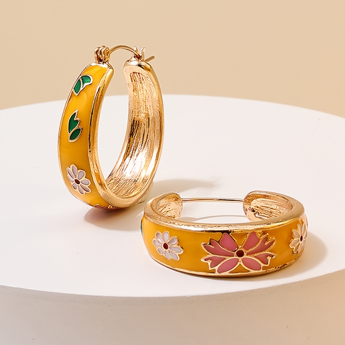 Women's Vintage-Inspired Enamel Flower Hoop Earrings